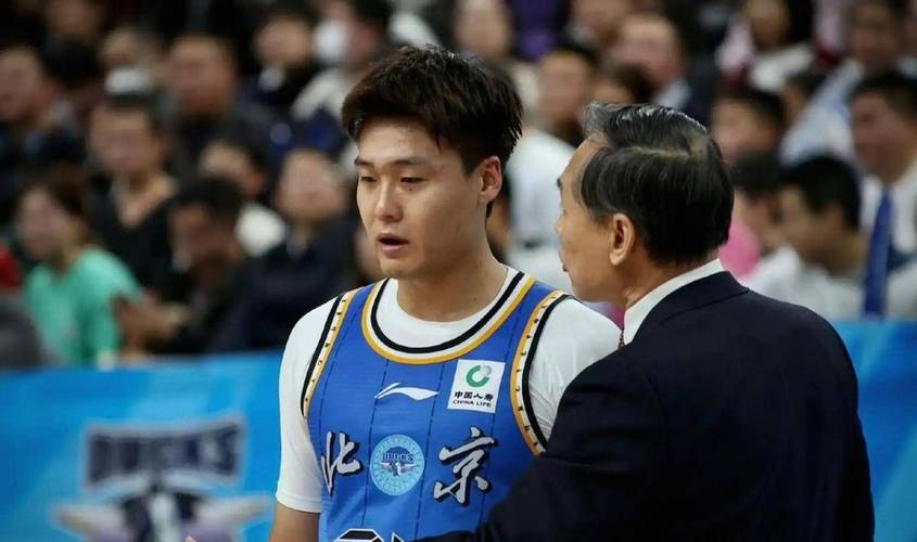 杰曼缺阵让算数变简单赵睿获更多连续性时间球权多早早找到状态