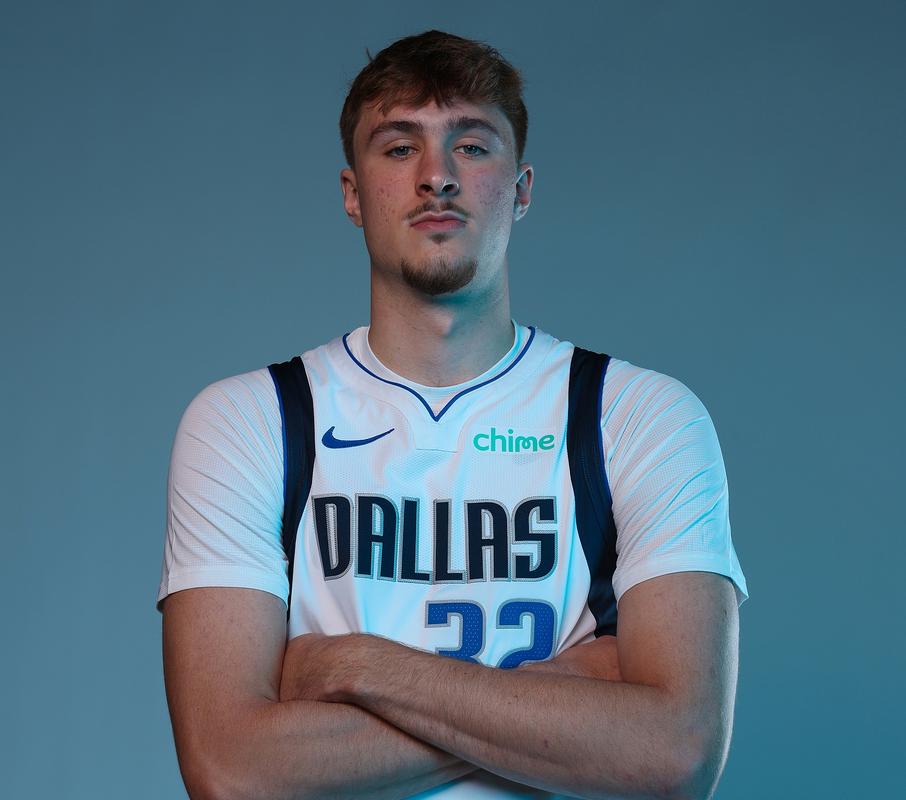 基德:巴格利为球队注入了活力希望他每场至少出手两次三分