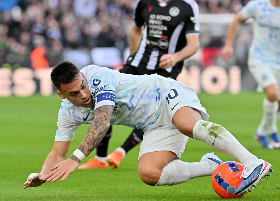 米体报道巴斯托尼积极复出渴望首发摆脱北马败局的阴霾_意甲直播