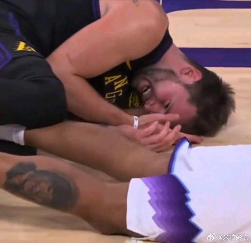 名嘴黄健翔认为詹姆斯不赞同东契奇的篮球策略却明白这便是赢得比赛的唯一途径_NBA直播