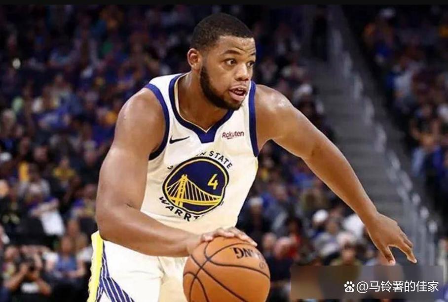 媒体人：斯佩尔曼在面对大部分CBA球队的时候他都有着错位优势