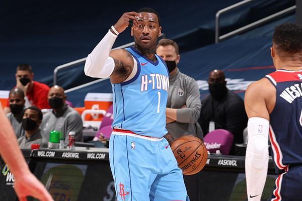 仅需一节！萨姆纳战旧主13中8拿下22分1板3助2断第三节18分