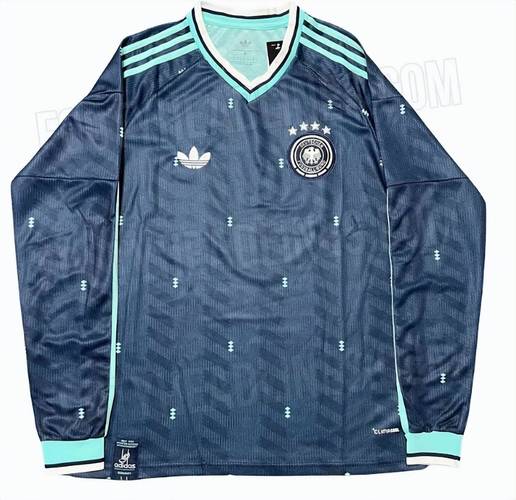 阿迪最后一舞！首席设计师谈德国客场球衣：灵感来源过去的训练服