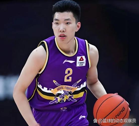 读秒反绝杀北控外援里勒接廖三宁分球漂移后仰压哨三分绝杀广州