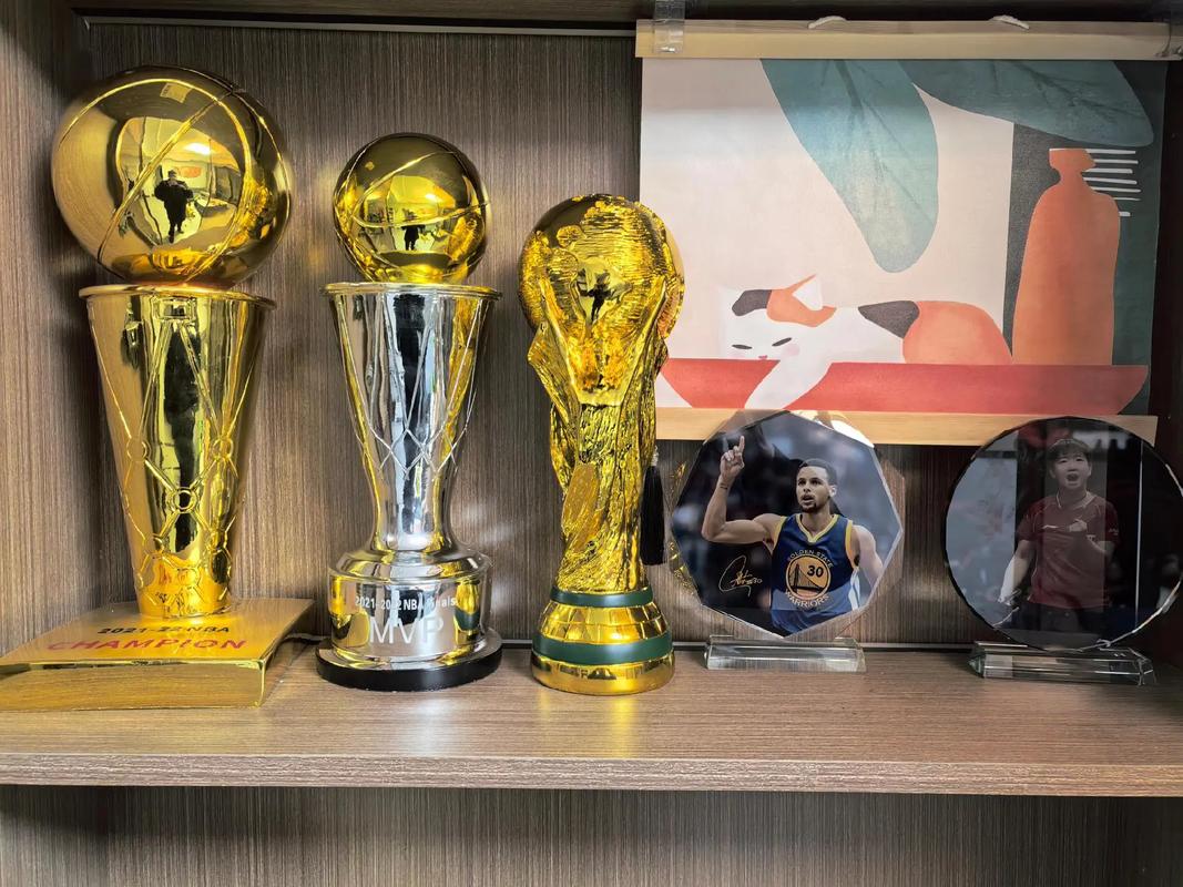 nba总冠军奖杯大小？nba总冠军奖杯是？